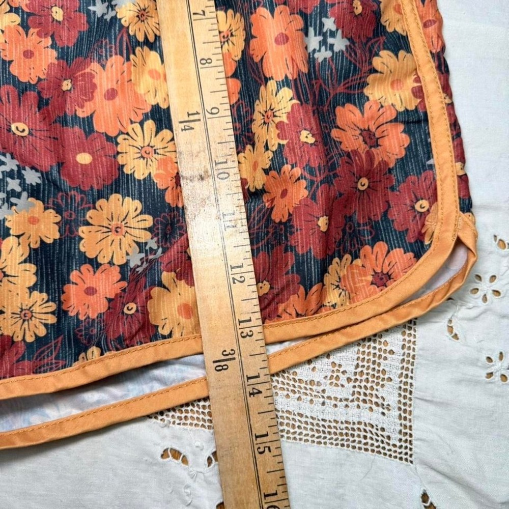 MaaMgic floral swim trunks shorts size M - Picture 4 of 6